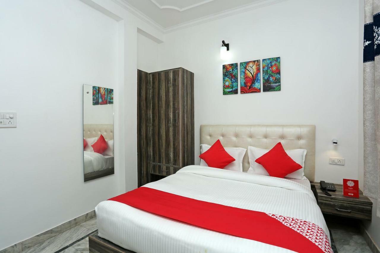 Oyo 16544 Bella Vista By Jordan Hotel Agra  Buitenkant foto
