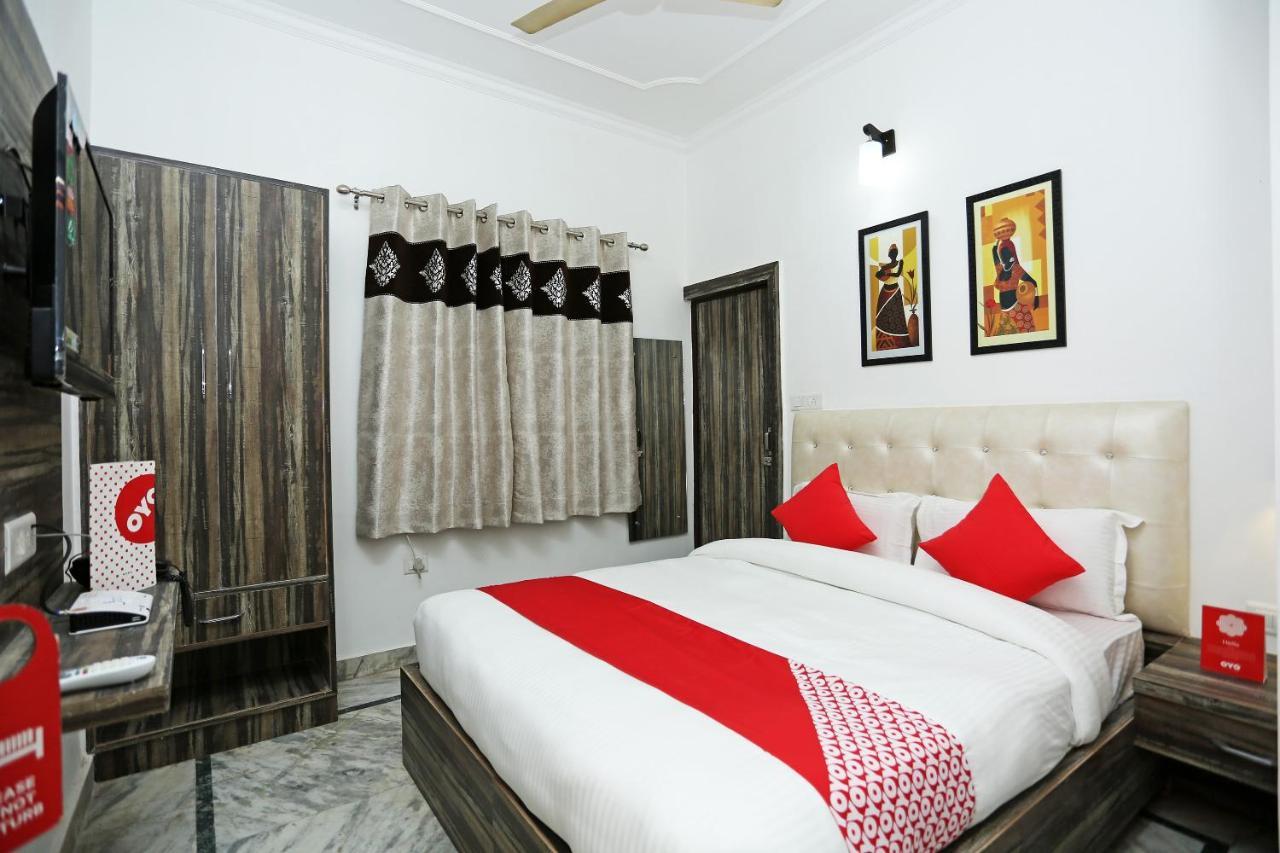 Oyo 16544 Bella Vista By Jordan Hotel Agra  Buitenkant foto