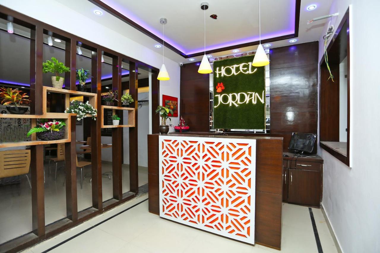 Oyo 16544 Bella Vista By Jordan Hotel Agra  Buitenkant foto