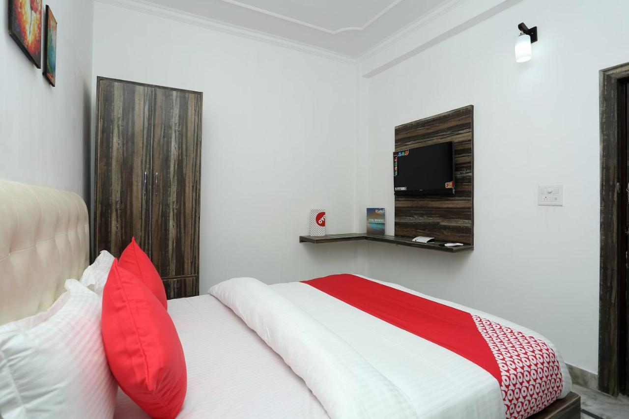 Oyo 16544 Bella Vista By Jordan Hotel Agra  Buitenkant foto