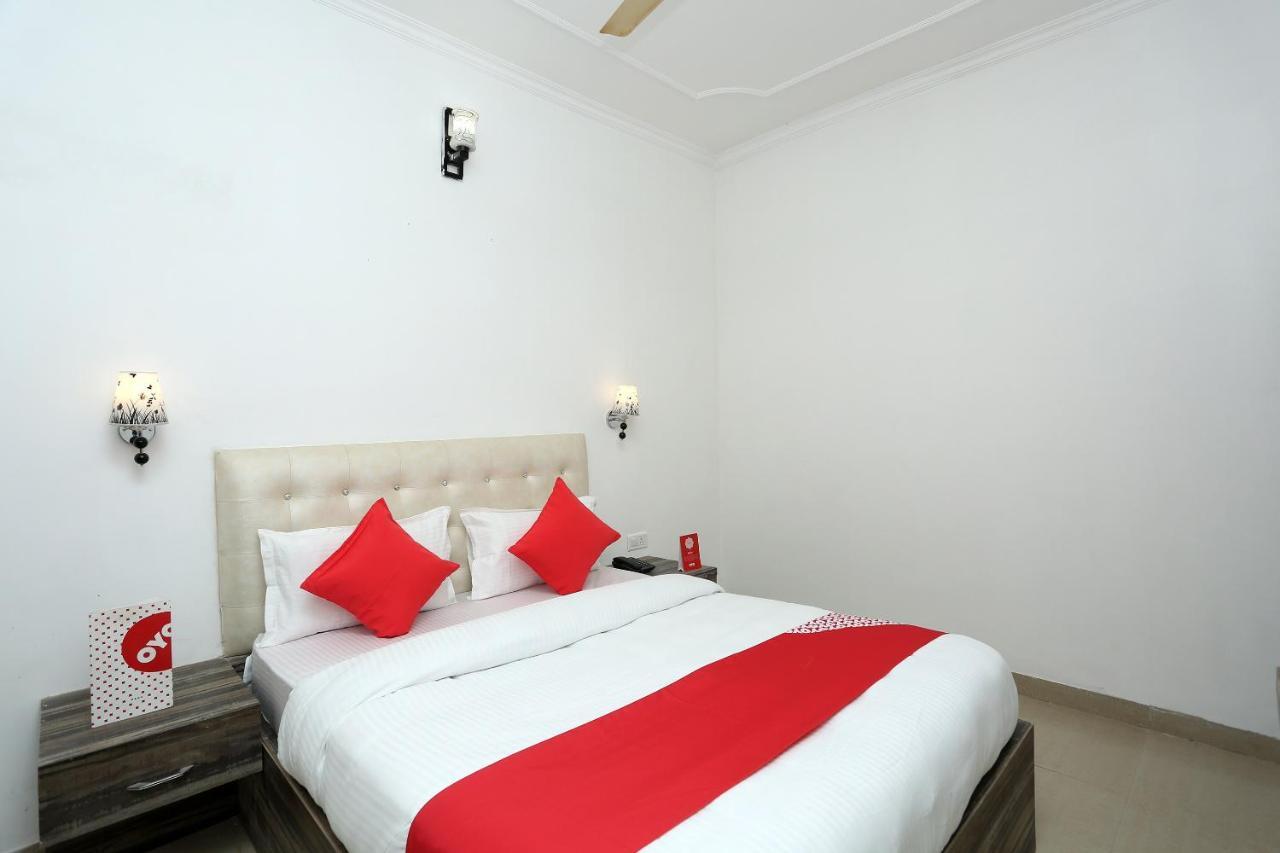 Oyo 16544 Bella Vista By Jordan Hotel Agra  Buitenkant foto
