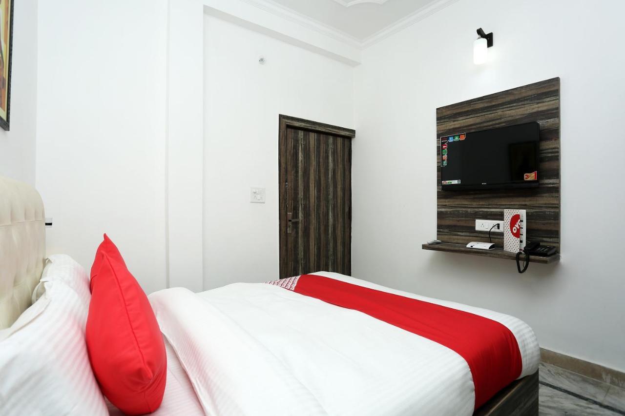 Oyo 16544 Bella Vista By Jordan Hotel Agra  Buitenkant foto